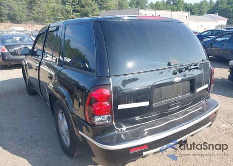 2005 Chevrolet Trailblazer Lt from USA, damaged, VIN 1GNDT13S952379448